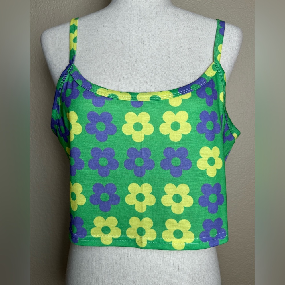 SHEIN Curve Floral Crop Tank Top. Size- 2XL.